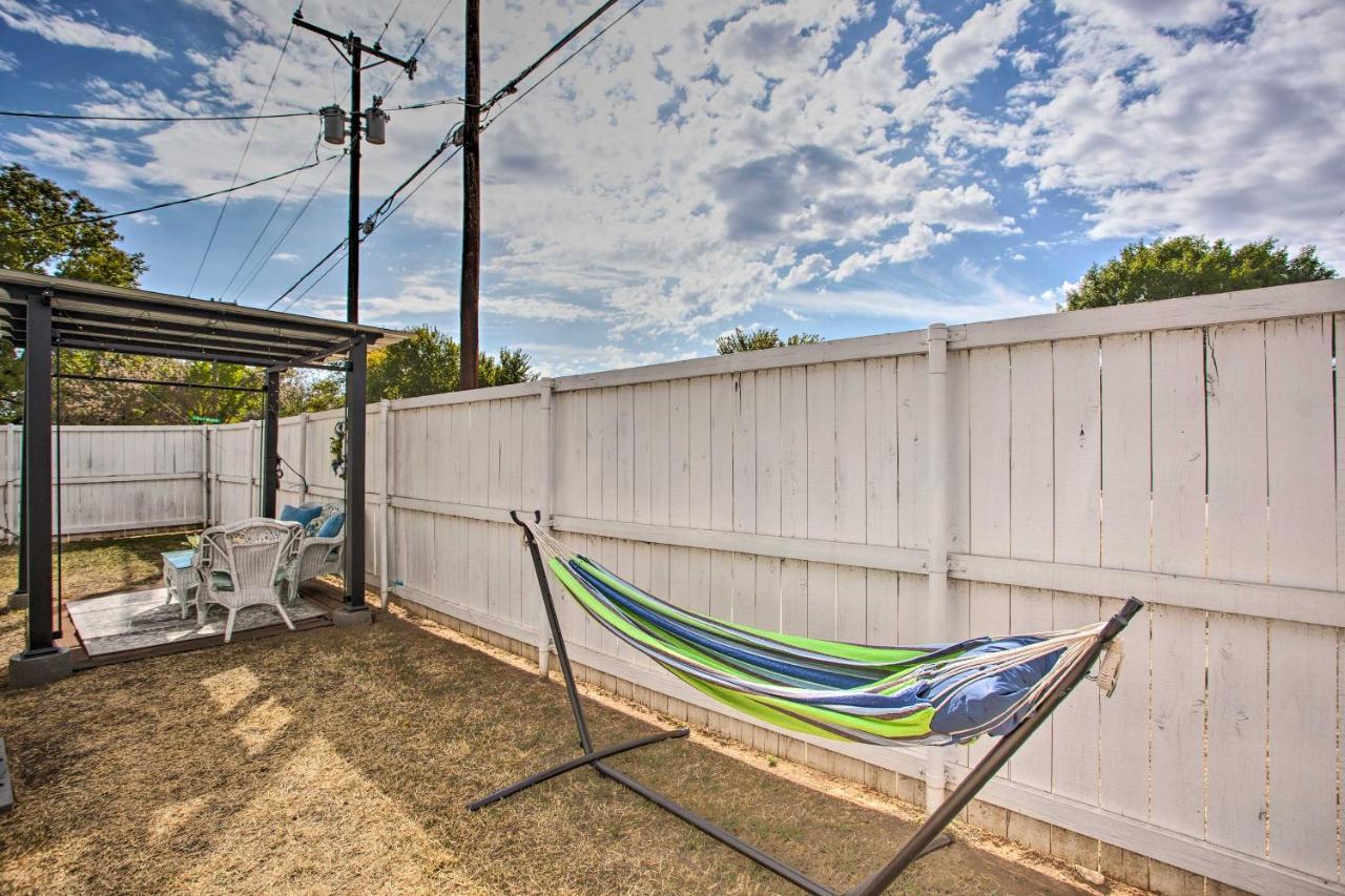Pet-Friendly Lake Dallas Home Near Lewisville Lake Esterno foto
