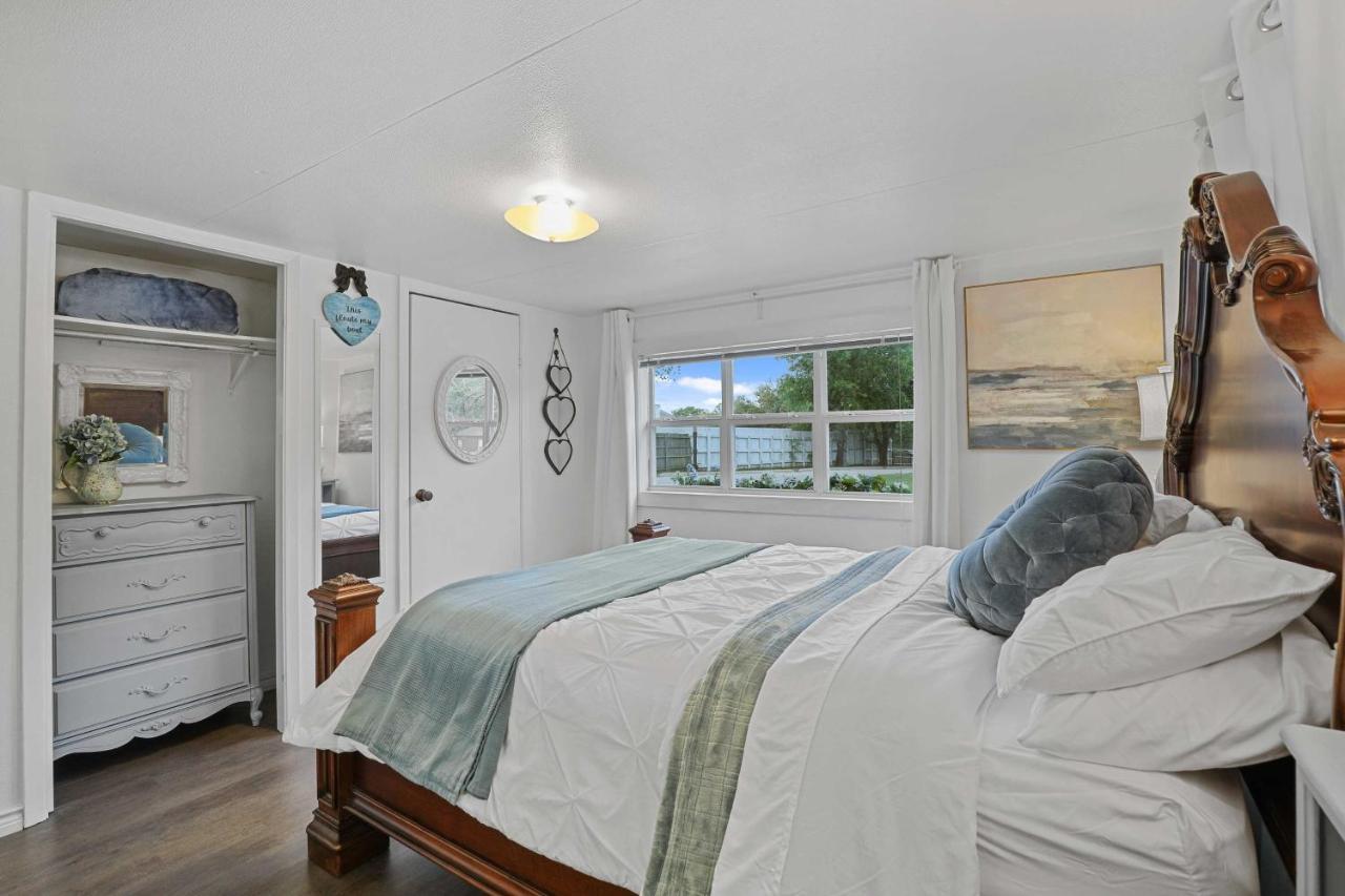 Pet-Friendly Lake Dallas Home Near Lewisville Lake Esterno foto